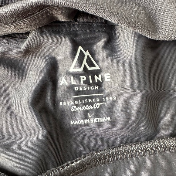 Alpine Design Women's Black Strappy Bralette Sports Bra, Large - Picture 6 of 7